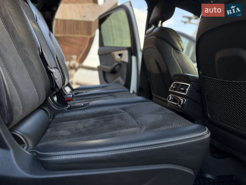 Позашляховик / Кросовер Audi Q7 2017 в Одесі фото 57 Позашляховик / Кросовер Audi Q7 2017 в Одесі