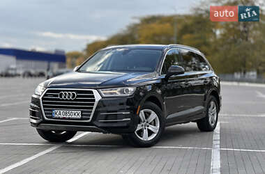 Позашляховик / Кросовер Audi Q7 2017 в  фото 8 Позашляховик / Кросовер Audi Q7 2017 в