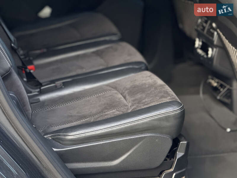 Позашляховик / Кросовер Audi Q7 2016 в Тернополі фото 32 Позашляховик / Кросовер Audi Q7 2016 в Тернополі