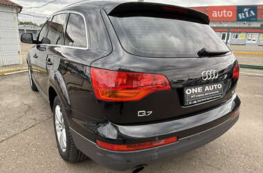 Позашляховик / Кросовер Audi Q7 2007 в 