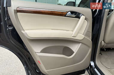 Позашляховик / Кросовер Audi Q7 2007 в 
