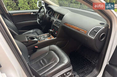 Позашляховик / Кросовер Audi Q7 2014 в 