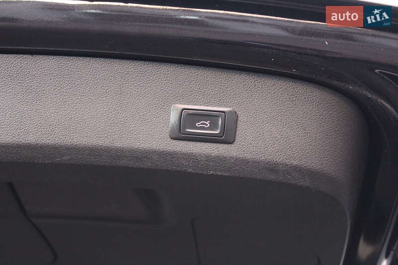 Внедорожник / Кроссовер Audi Q7 2014 в Ровно