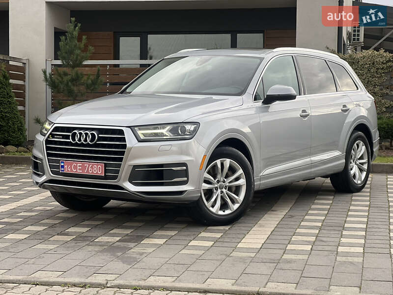 Внедорожник / Кроссовер Audi Q7 2015 в Стрые