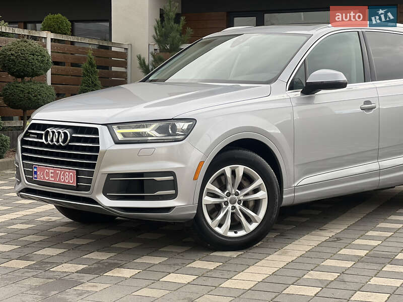 Внедорожник / Кроссовер Audi Q7 2015 в Стрые
