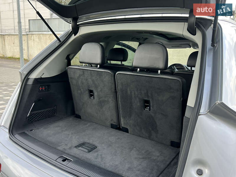 Внедорожник / Кроссовер Audi Q7 2015 в Стрые