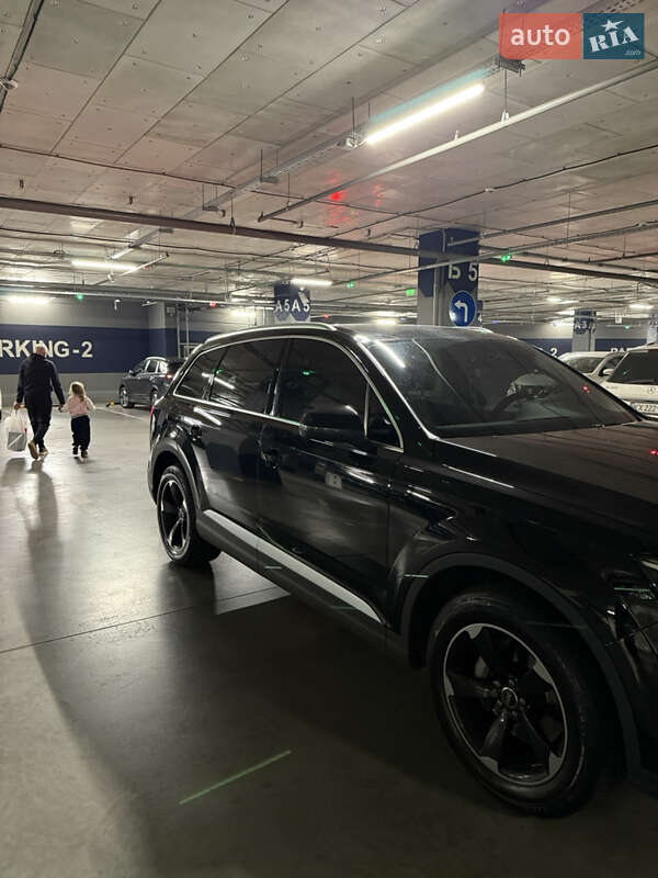 Внедорожник / Кроссовер Audi Q7 2018 в Харькове фото 15 Внедорожник / Кроссовер Audi Q7 2018 в Харькове