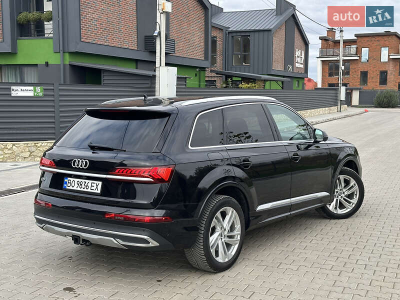 Позашляховик / Кросовер Audi Q7 2020 в Тернополі
