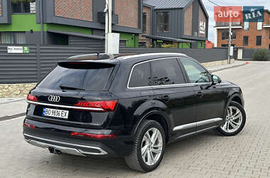 Внедорожник / Кроссовер Audi Q7 2020 в 