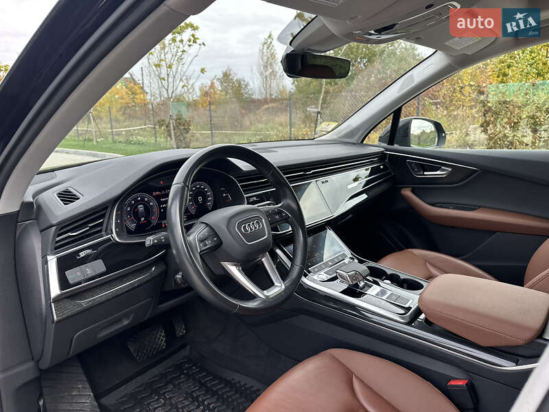 Позашляховик / Кросовер Audi Q7 2020 в Тернополі