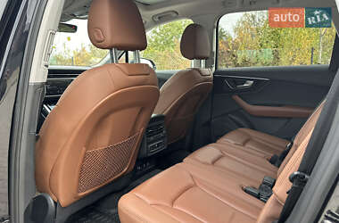 Внедорожник / Кроссовер Audi Q7 2020 в 