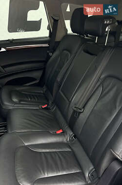 Внедорожник / Кроссовер Audi Q7 2013 в Черновцах