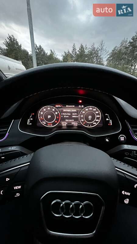 Внедорожник / Кроссовер Audi Q7 2017 в Львове