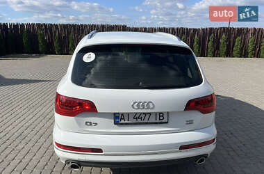 Позашляховик / Кросовер Audi Q7 2013 в 