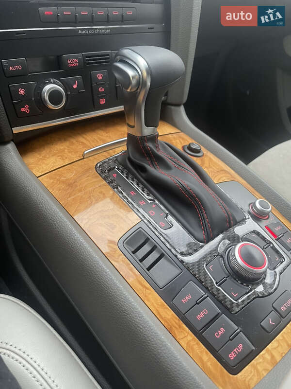 Внедорожник / Кроссовер Audi Q7 2007 в Буче