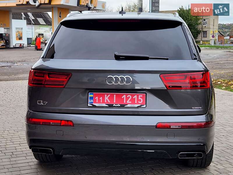 Внедорожник / Кроссовер Audi Q7 2019 в Виннице
