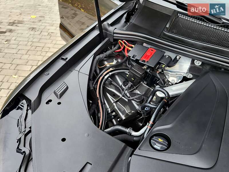 Внедорожник / Кроссовер Audi Q7 2019 в Виннице