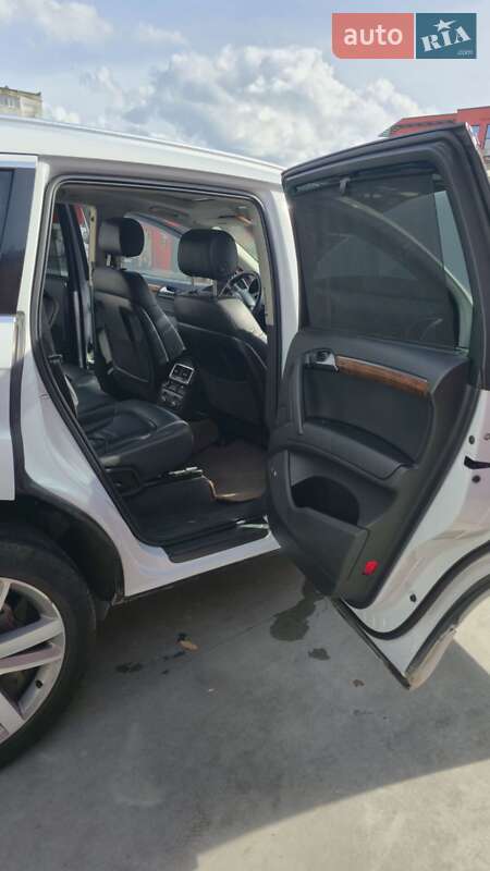 Позашляховик / Кросовер Audi Q7 2014 в Одесі