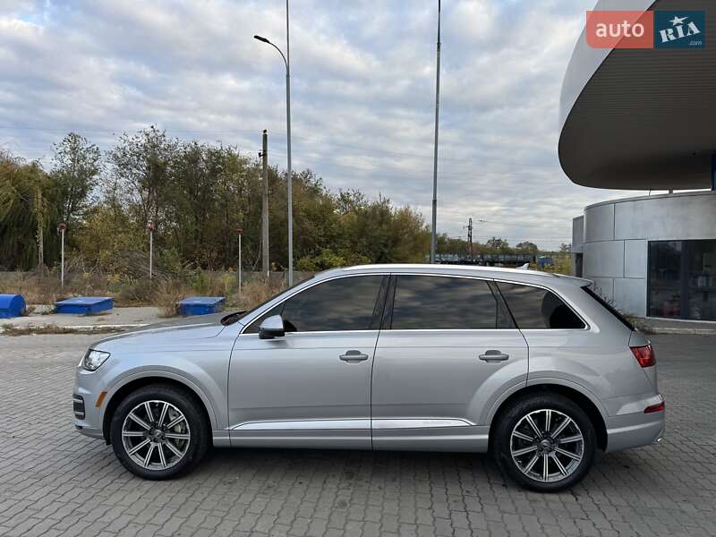 Позашляховик / Кросовер Audi Q7 2017 в Верхньодніпровську фото 6 Позашляховик / Кросовер Audi Q7 2017 в Верхньодніпровську