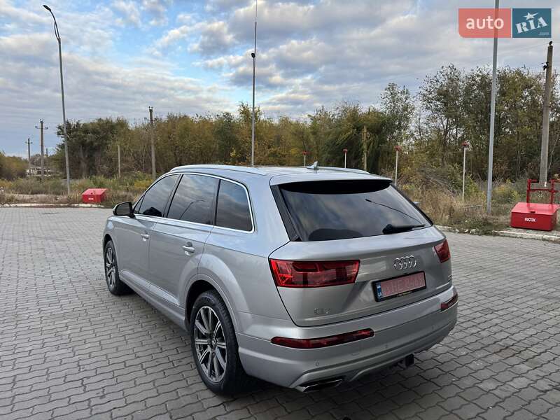 Позашляховик / Кросовер Audi Q7 2017 в Верхньодніпровську фото 8 Позашляховик / Кросовер Audi Q7 2017 в Верхньодніпровську