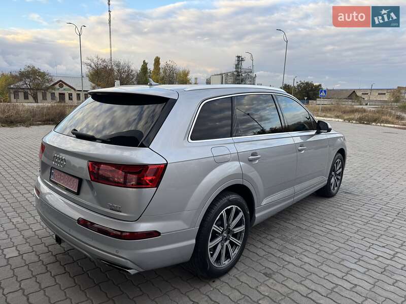 Позашляховик / Кросовер Audi Q7 2017 в Верхньодніпровську фото 12 Позашляховик / Кросовер Audi Q7 2017 в Верхньодніпровську