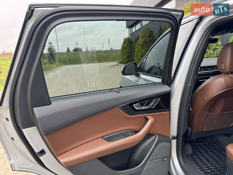 Позашляховик / Кросовер Audi Q7 2018 в Рівному фото 17 Позашляховик / Кросовер Audi Q7 2018 в Рівному