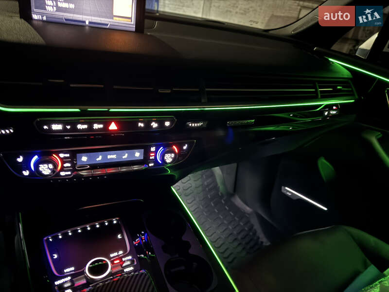 Позашляховик / Кросовер Audi Q7 2018 в Рівному фото 30 Позашляховик / Кросовер Audi Q7 2018 в Рівному