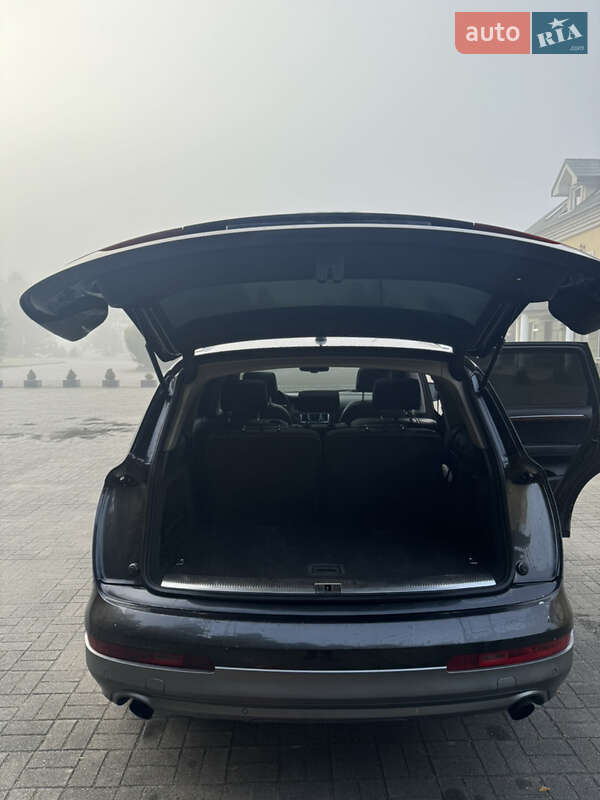 Позашляховик / Кросовер Audi Q7 2011 в Львові