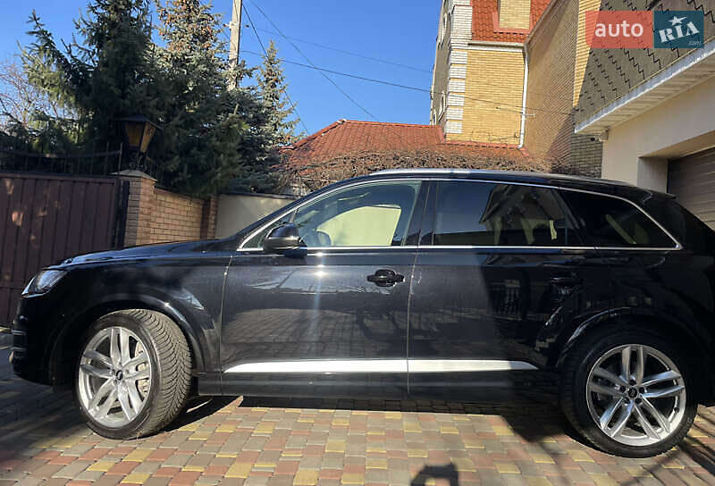 Внедорожник / Кроссовер Audi Q7 2017 в Киеве фото 6 Внедорожник / Кроссовер Audi Q7 2017 в Киеве