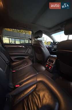 Позашляховик / Кросовер Audi Q7 2015 в  фото 3 Позашляховик / Кросовер Audi Q7 2015 в