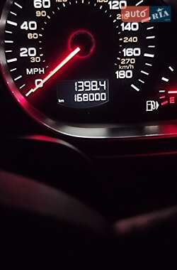 Позашляховик / Кросовер Audi Q7 2015 в  фото 15 Позашляховик / Кросовер Audi Q7 2015 в