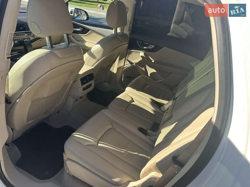 Внедорожник / Кроссовер Audi Q7 2018 в Луцке фото 12 Внедорожник / Кроссовер Audi Q7 2018 в Луцке
