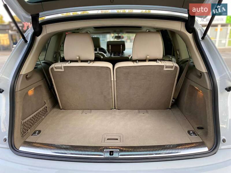 Позашляховик / Кросовер Audi Q7 2013 в Києві фото 58 Позашляховик / Кросовер Audi Q7 2013 в Києві