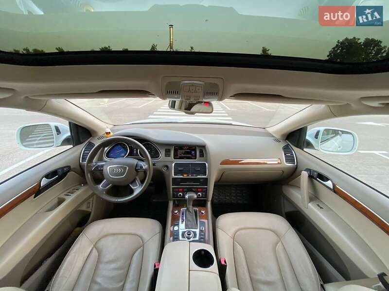 Позашляховик / Кросовер Audi Q7 2013 в Києві фото 62 Позашляховик / Кросовер Audi Q7 2013 в Києві
