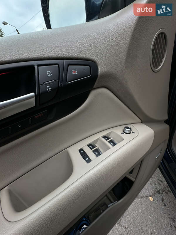 Внедорожник / Кроссовер Audi Q7 2013 в Ровно