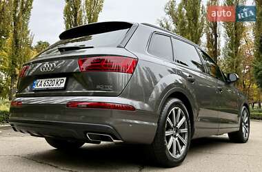 Внедорожник / Кроссовер Audi Q7 2019 в 