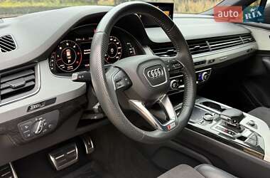 Внедорожник / Кроссовер Audi Q7 2019 в 