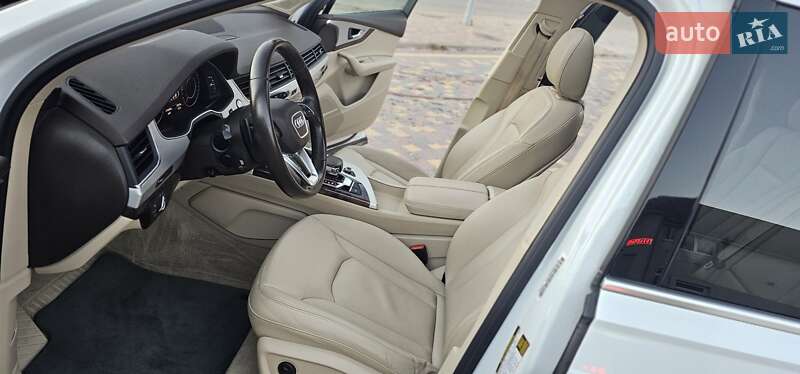 Внедорожник / Кроссовер Audi Q7 2019 в Львове фото 18 Внедорожник / Кроссовер Audi Q7 2019 в Львове