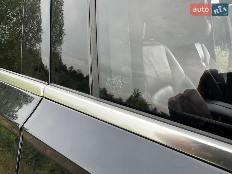 Позашляховик / Кросовер Audi Q7 2016 в Києві фото 10 Позашляховик / Кросовер Audi Q7 2016 в Києві