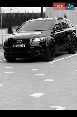 Внедорожник / Кроссовер Audi Q7 2012 в 