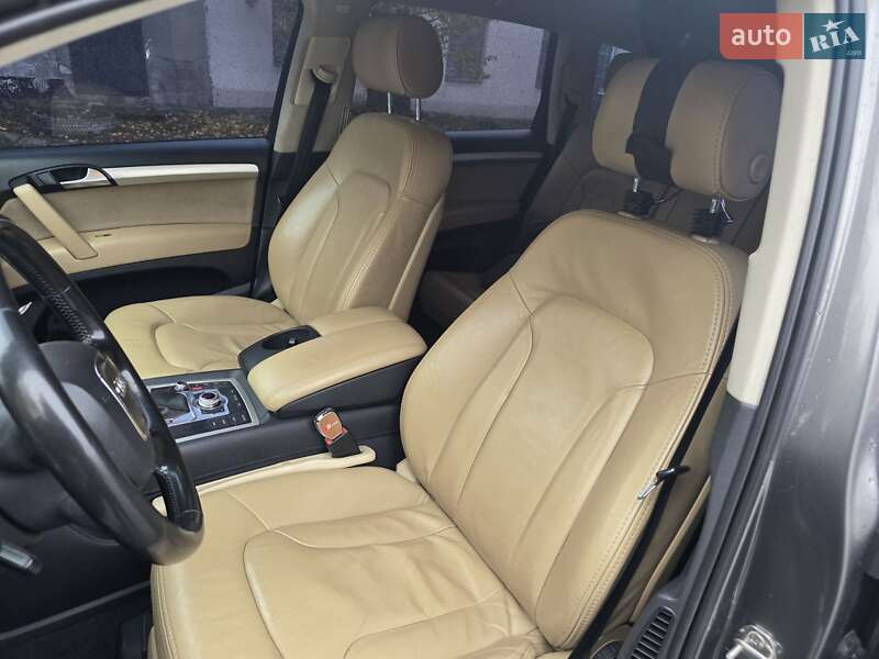 Позашляховик / Кросовер Audi Q7 2009 в Харкові