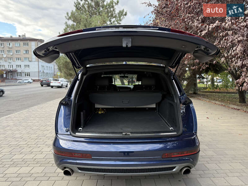Позашляховик / Кросовер Audi Q7 2012 в Дніпрі фото 27 Позашляховик / Кросовер Audi Q7 2012 в Дніпрі
