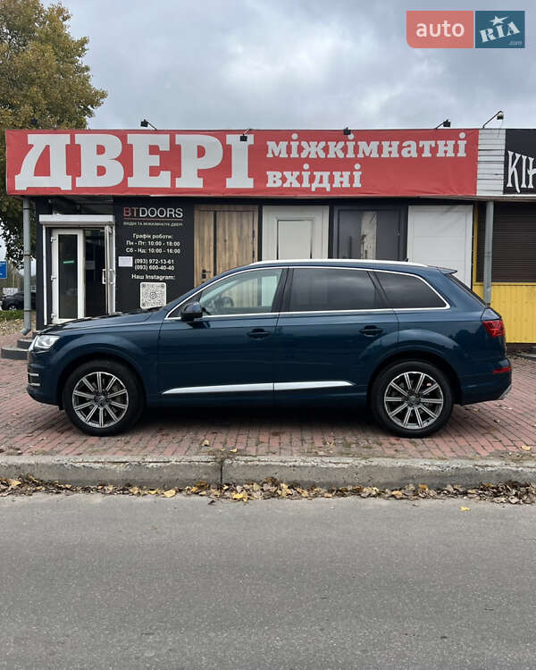Позашляховик / Кросовер Audi Q7 2019 в Києві