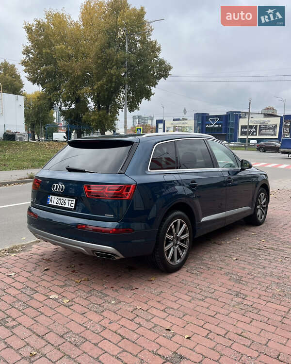 Позашляховик / Кросовер Audi Q7 2019 в Києві