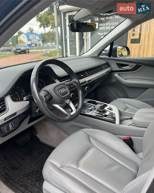Позашляховик / Кросовер Audi Q7 2019 в Києві