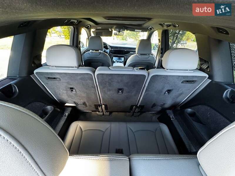 Внедорожник / Кроссовер Audi Q7 2021 в Львове