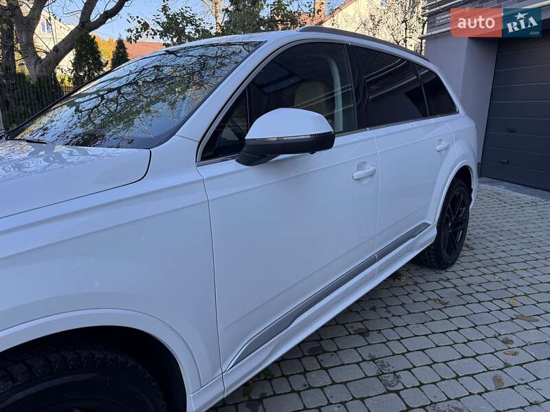 Позашляховик / Кросовер Audi Q7 2021 в Львові фото 13 Позашляховик / Кросовер Audi Q7 2021 в Львові