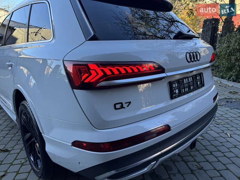 Позашляховик / Кросовер Audi Q7 2021 в Львові фото 19 Позашляховик / Кросовер Audi Q7 2021 в Львові