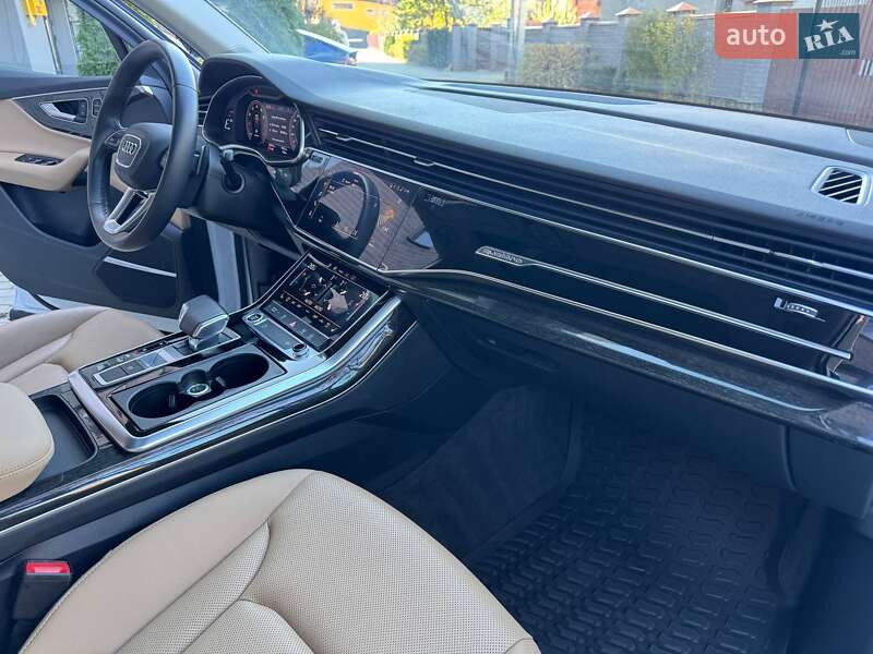 Позашляховик / Кросовер Audi Q7 2021 в Львові фото 39 Позашляховик / Кросовер Audi Q7 2021 в Львові