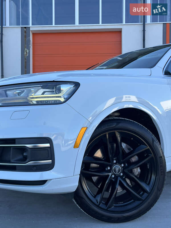 Позашляховик / Кросовер Audi Q7 2016 в Львові фото 2 Позашляховик / Кросовер Audi Q7 2016 в Львові